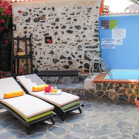 Tile Holiday home Roque